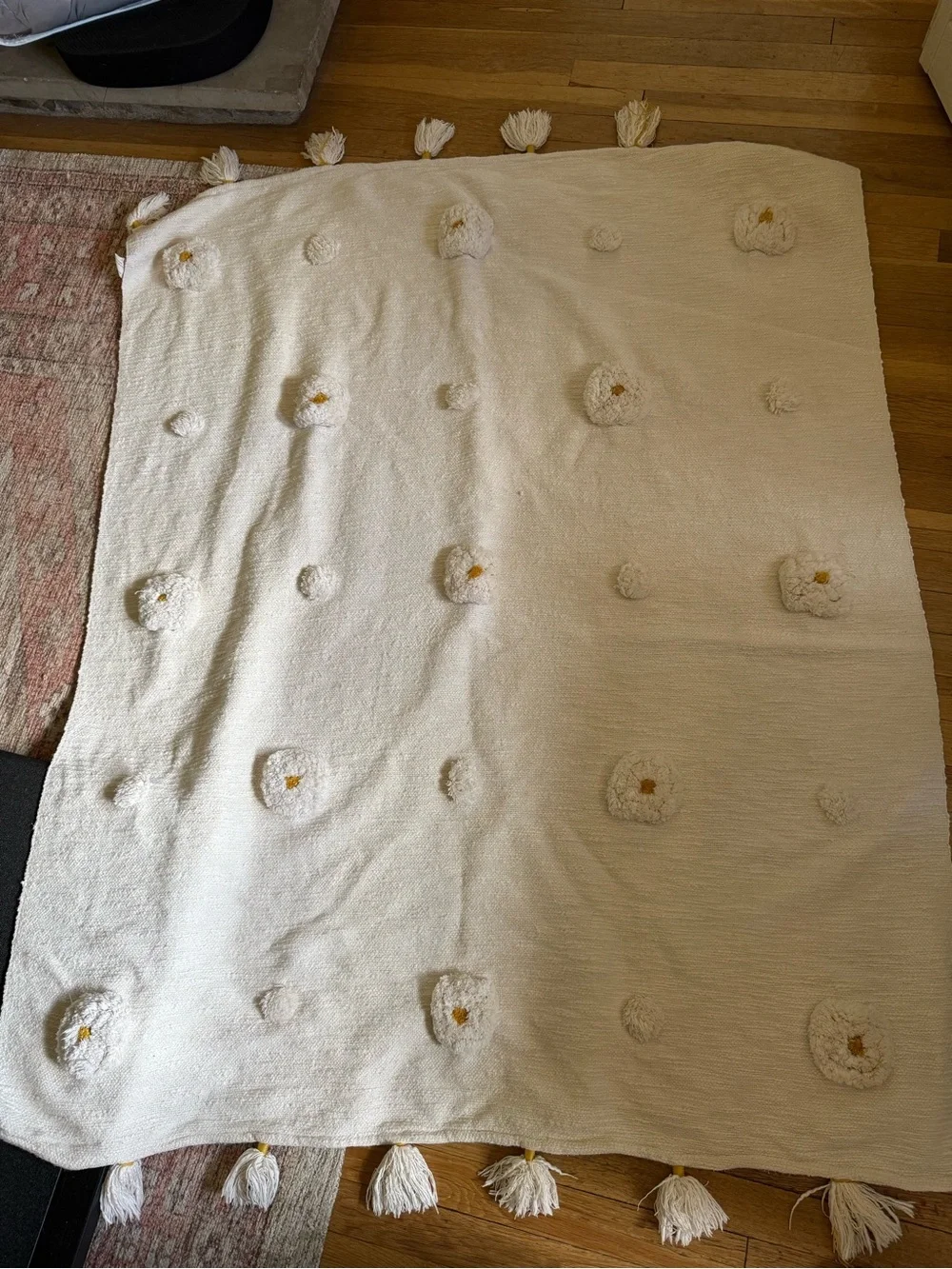 Anthropologie Tufted Amal  Throw Blanket Pom Pom’s with Gold Accents *desc